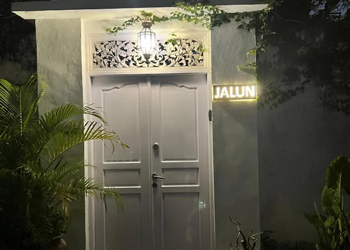 Jalun 别墅 *